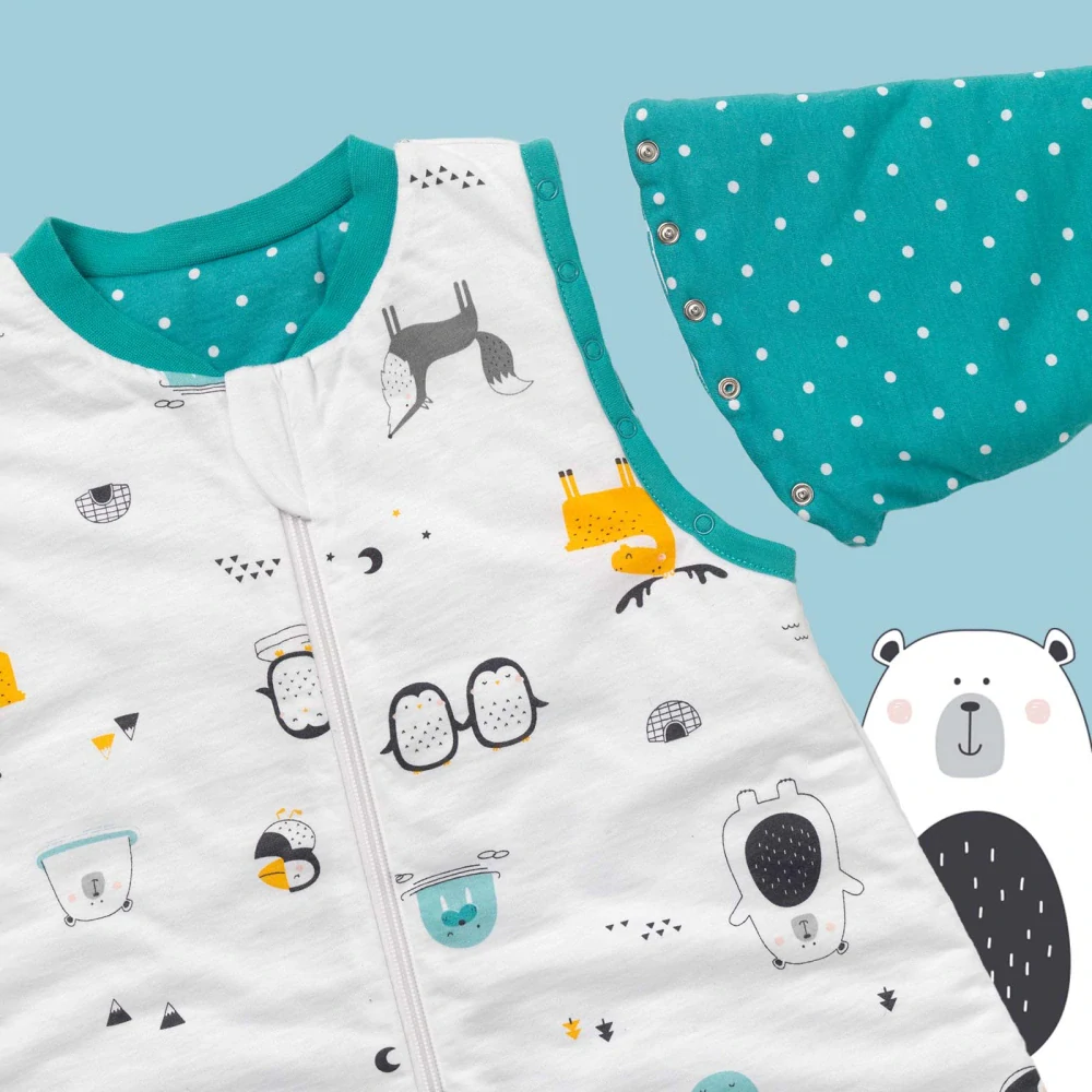 ORGANICKÁ BAVLNA - Modrý CELOROČNÝ PROTISKLZOVÝ spací vak s odopínateľnými rukávmi a s voľnými nohami „DUPAČKY“, 90cm